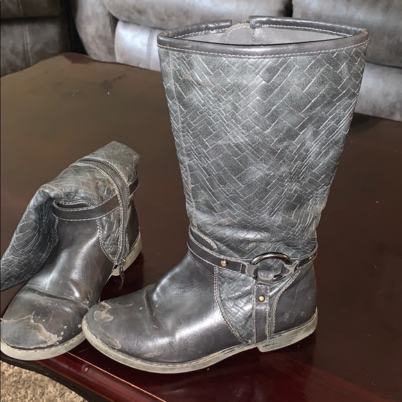 Good Used Condition Grey Boots - Picture 2 of 2